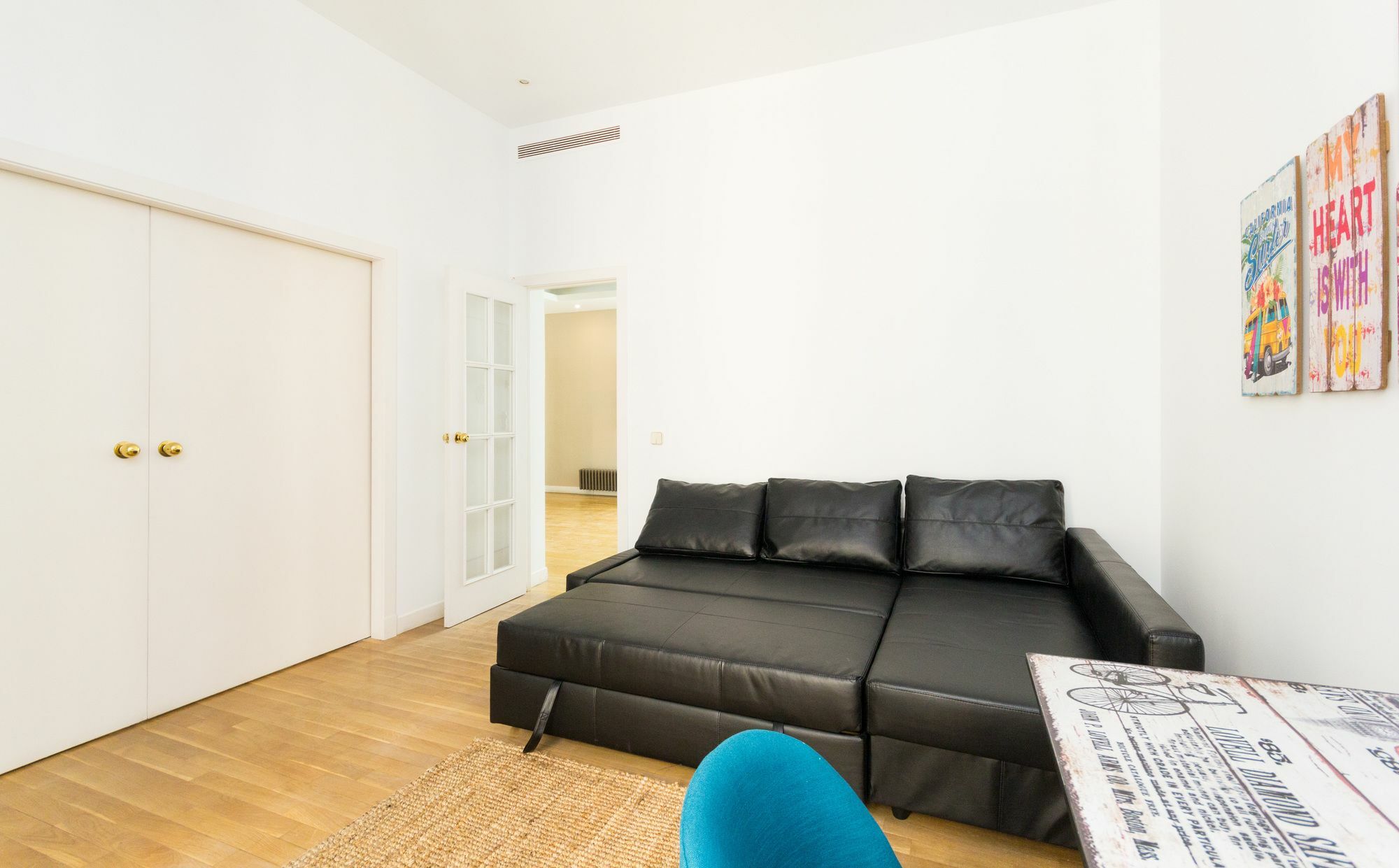 Apartamentos Mlr Sol-Teatro Real Madrid Exterior photo